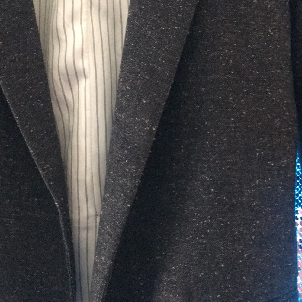 Blazer - Picture 2 of 3